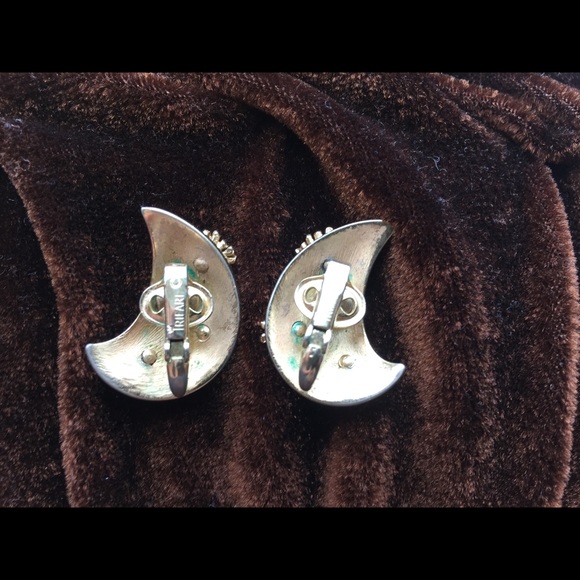 🌟SALE🌟 Vintage Trifari Moon and Stars Earrings - Picture 5 of 5